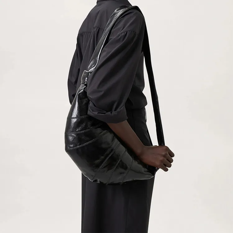 Lemaire Croissant Series Cotton Croissant Bag, Shoulder Bag, Crossbody Bag Medium Size Unisex Black-5