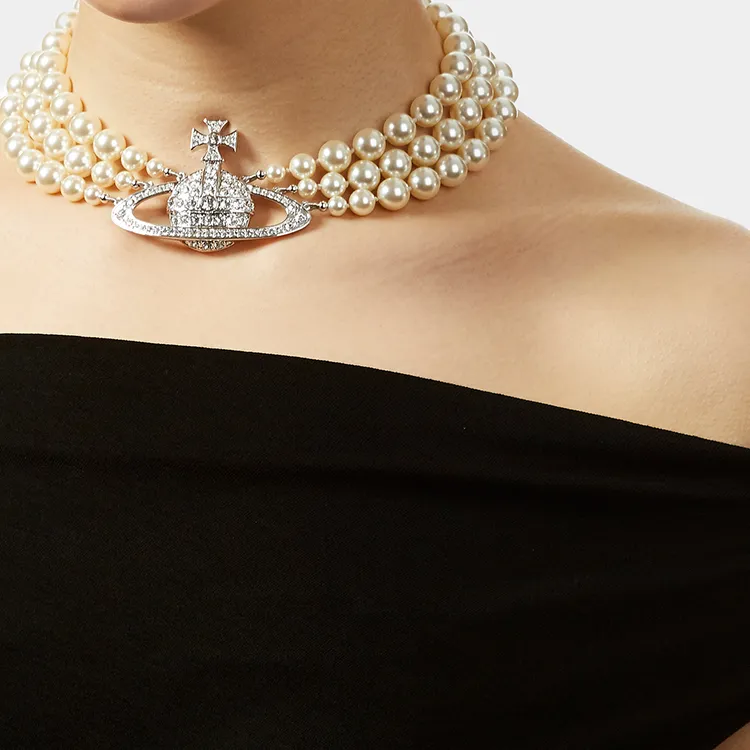 Vivienne Westwood Choker Three Row Pearl Bas Relief-2