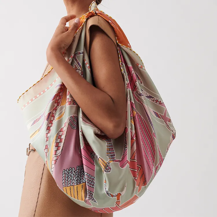 HERMES Silk Scarves Women's Apricot Green/Parma Purple/Orange-3