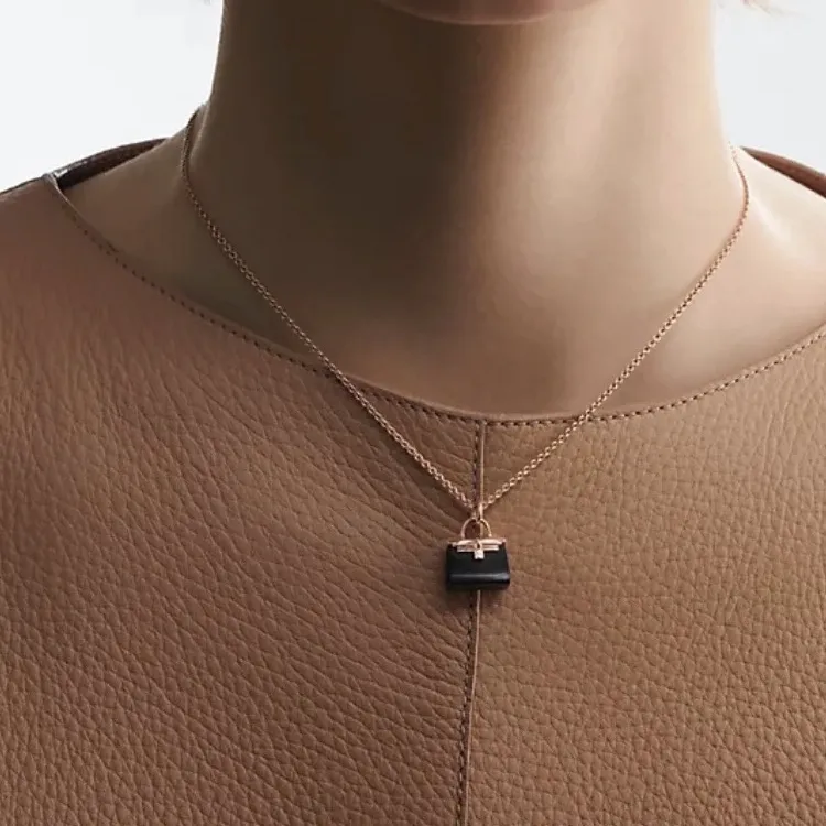 HERMES Kelly Necklaces Women's Rose Gold-1