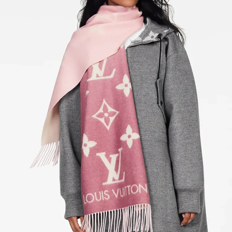 LOUIS VUITTON Reykjavik Gradient Scarf-4