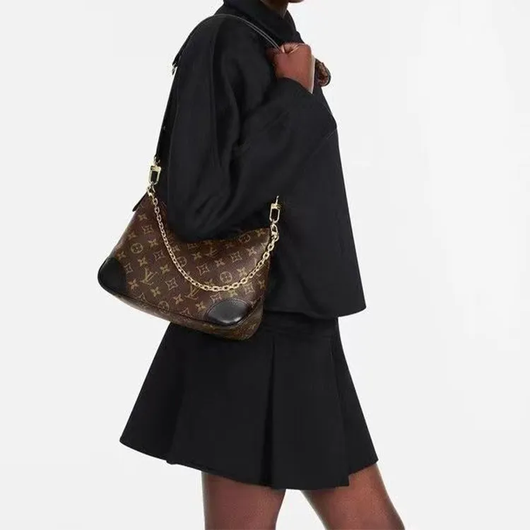 LOUIS VUITTON M45832 Boulogne-7
