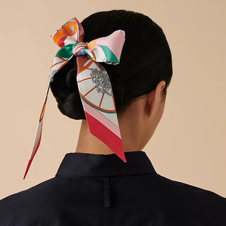 HERMES Silk Scarves Women's Marine Blue/Cream/Petroleum Blue-1