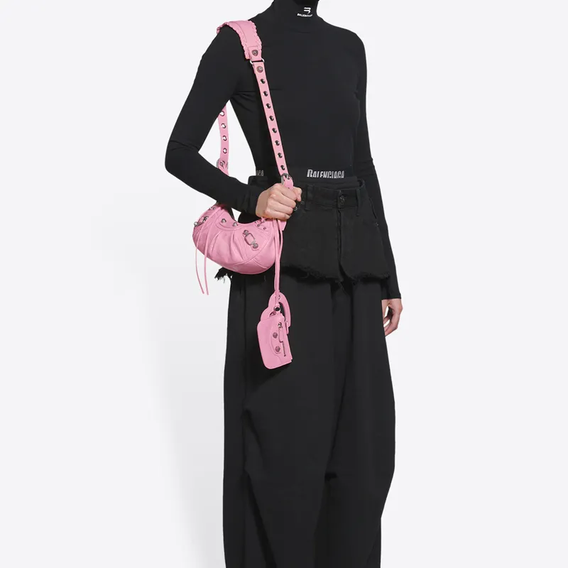 Balenciaga Le Cagole Fine Grained Sheepskin Dumpling Bag Crescent Moon Bag Crossbody Bag Extra Small Women's Pink-4