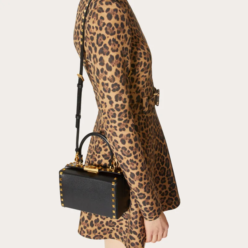 Valentino ROCKSTUD ALCOVE Grain Calfskin Box Bag, Handbag, Shoulder Bag, Crossbody Bag Women's Black-5