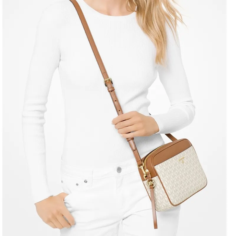 MICHAEL KORS Jet Set Charm Fabric MK Camera Bag, Crossbody Bag Large Size Women's White & Acorn Brown-3