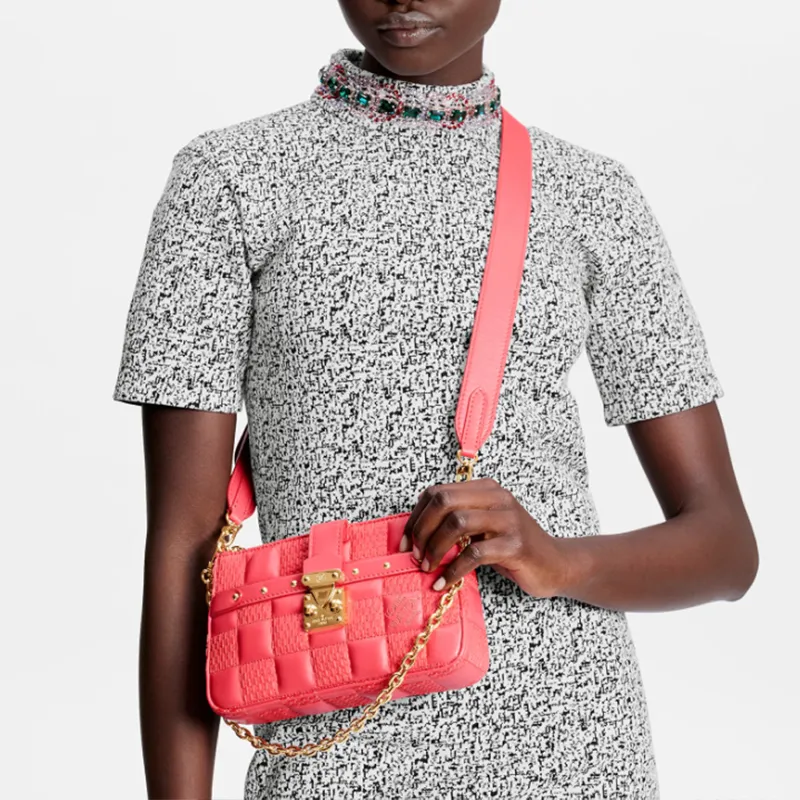 LOUIS VUITTON Trocadero Sheepskin Camera Bag Shoulder Bag Crossbody Bag Women's Peach Pink-5