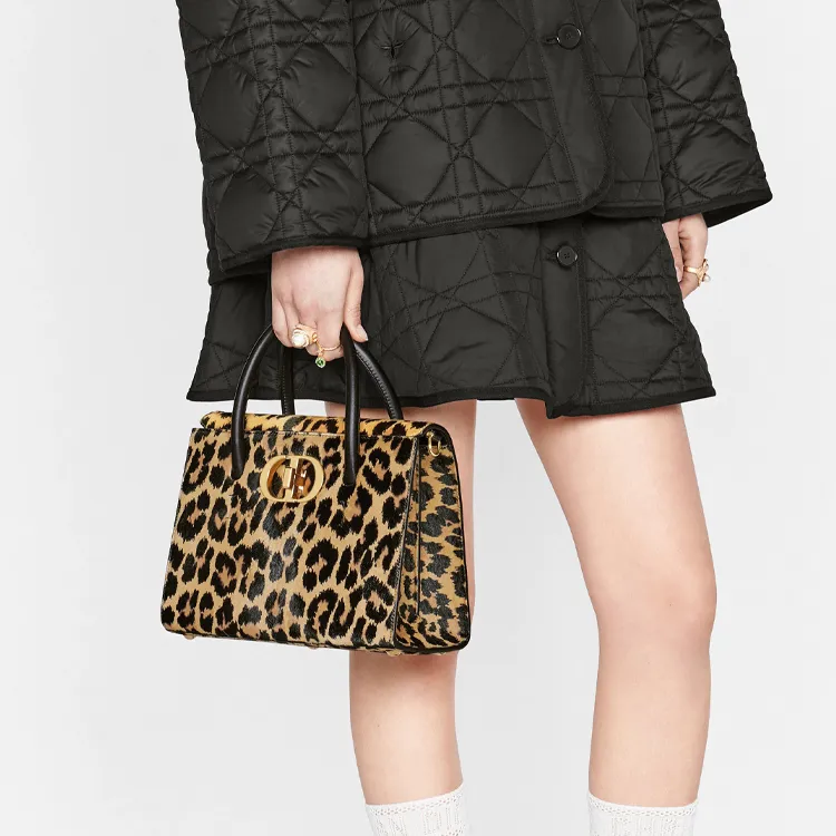 DIOR 30 Montaigne Handbags-6