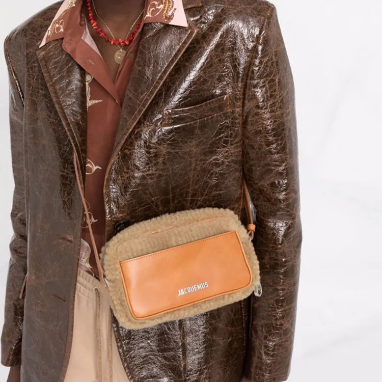 Jacquemus Le Baneto Shoulder Bags-2