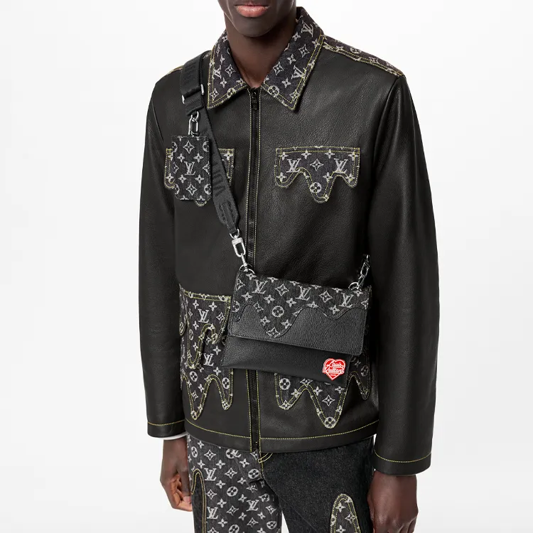 LOUIS VUITTON X Nigo Trio Pouch Monogram Black-5