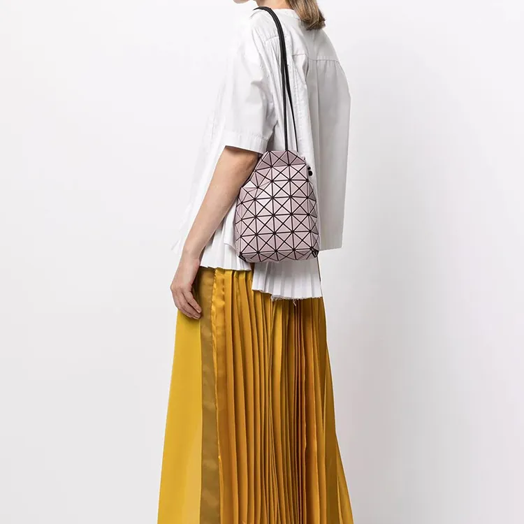 ISSEY MIYAKE Wring Polyvinyl Chloride Bucket Bag, Shoulder Bag, Crossbody Bag Women's Light Pink-7