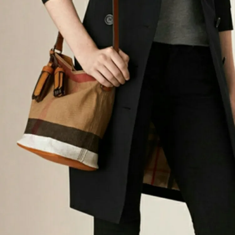 Burberry Canvas Bag, Bucket Bag, Shoulder Bag, Crossbody Bag, Handbag Regular Women's Yellow Brown-4