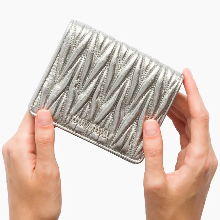 MIU MIU Leather Wallet Unisex Silver-4