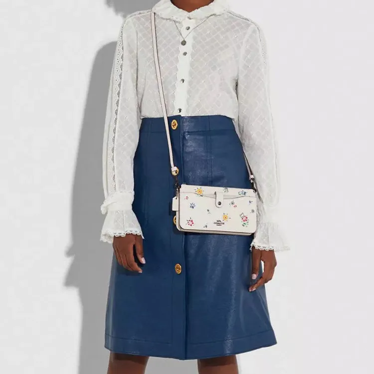 COACH Noa Pop-Up Leather Small Square Bag Shoulder Bag Crossbody Bag Small Size Women's White-2