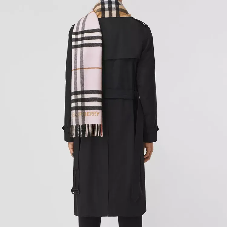 Burberry Knit Scarves Unisex-3