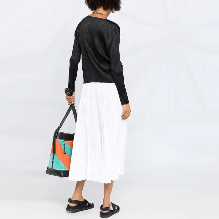 PLEATS PLEASE ISSEY MIYAKE Monthly Colors November Top-2