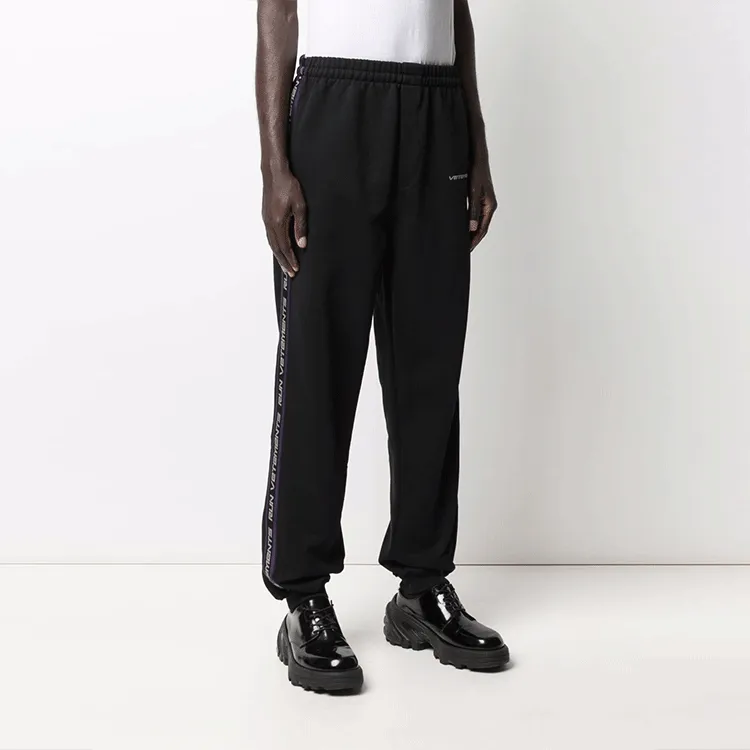 Vetements Knitted Sweatpants Unisex Black-4
