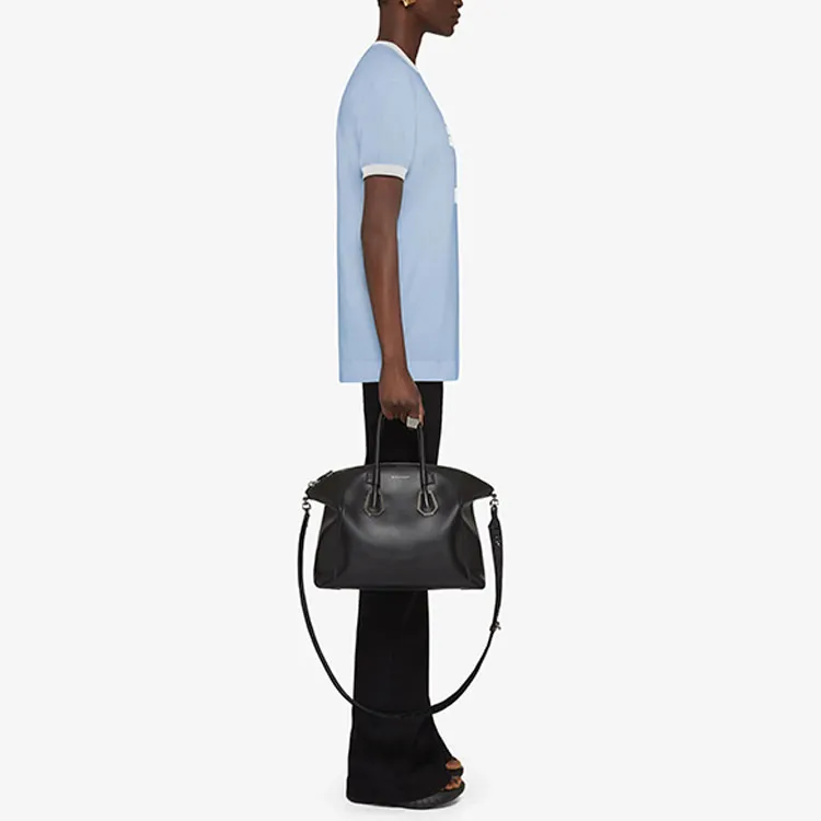 GIVENCHY FW22 T Shirt Women's Blue-4