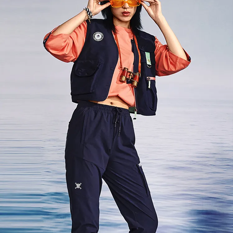 One Piece X Skechers T-Shirts Women's-2