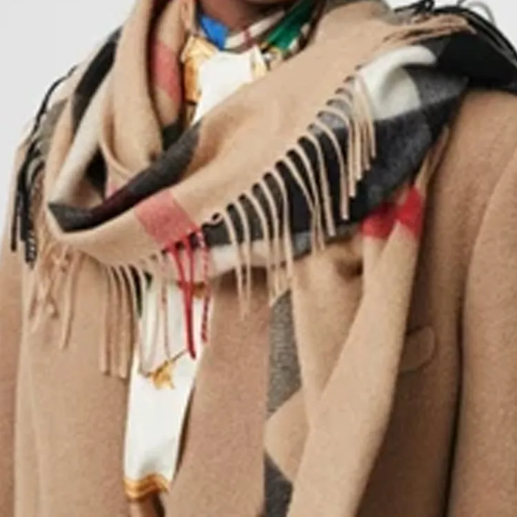 Burberry Checked Fringed Edge Blanket-1