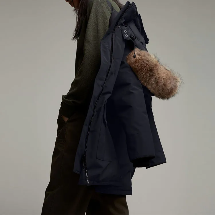 Canada Goose Down Jacket Winter Women's Dark Blue-3