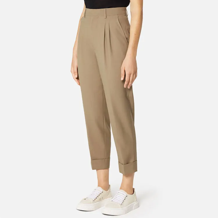 Ami Carrot Fit Trousers 'Taupe'-3