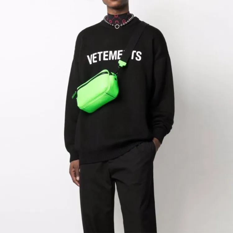 Vetements Sweaters Unisex Black-2