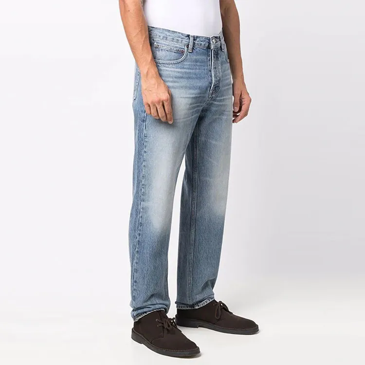 FRAME Clean Straight-Leg Jeans-2