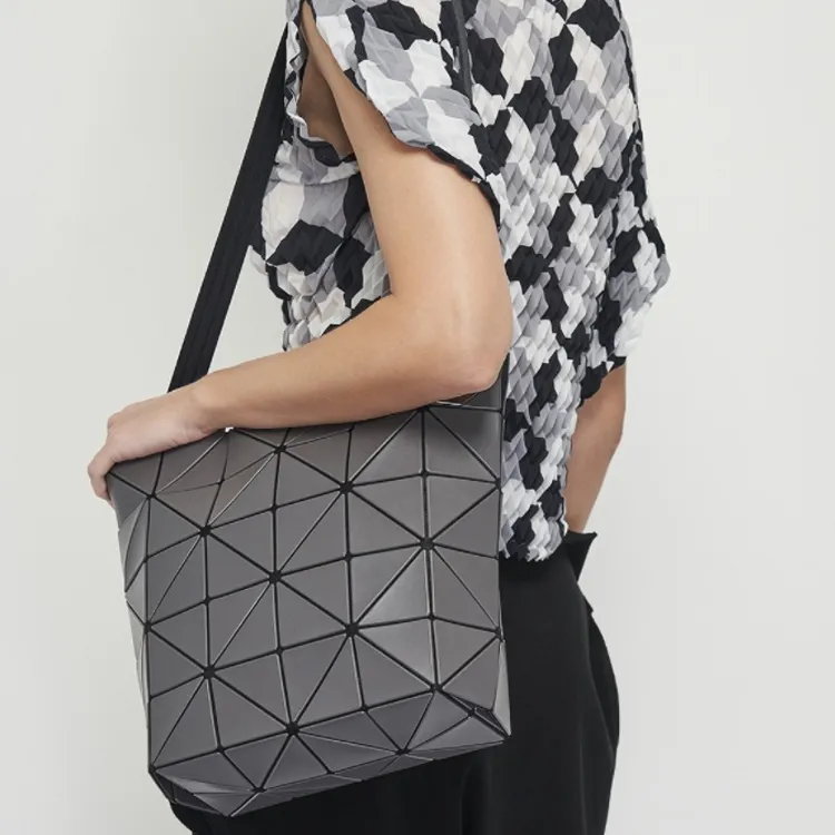 ISSEY MIYAKE Polyester Bucket Bag Handbag Shoulder Bag Women's Charcoal Gray-4