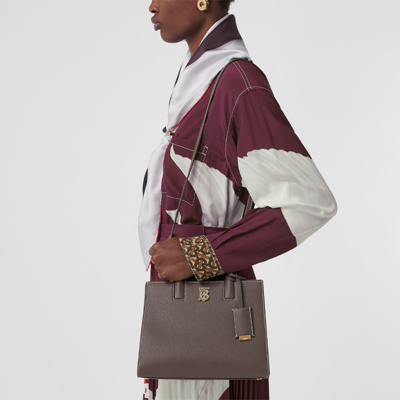 Burberry Frances Handbags - POIZON