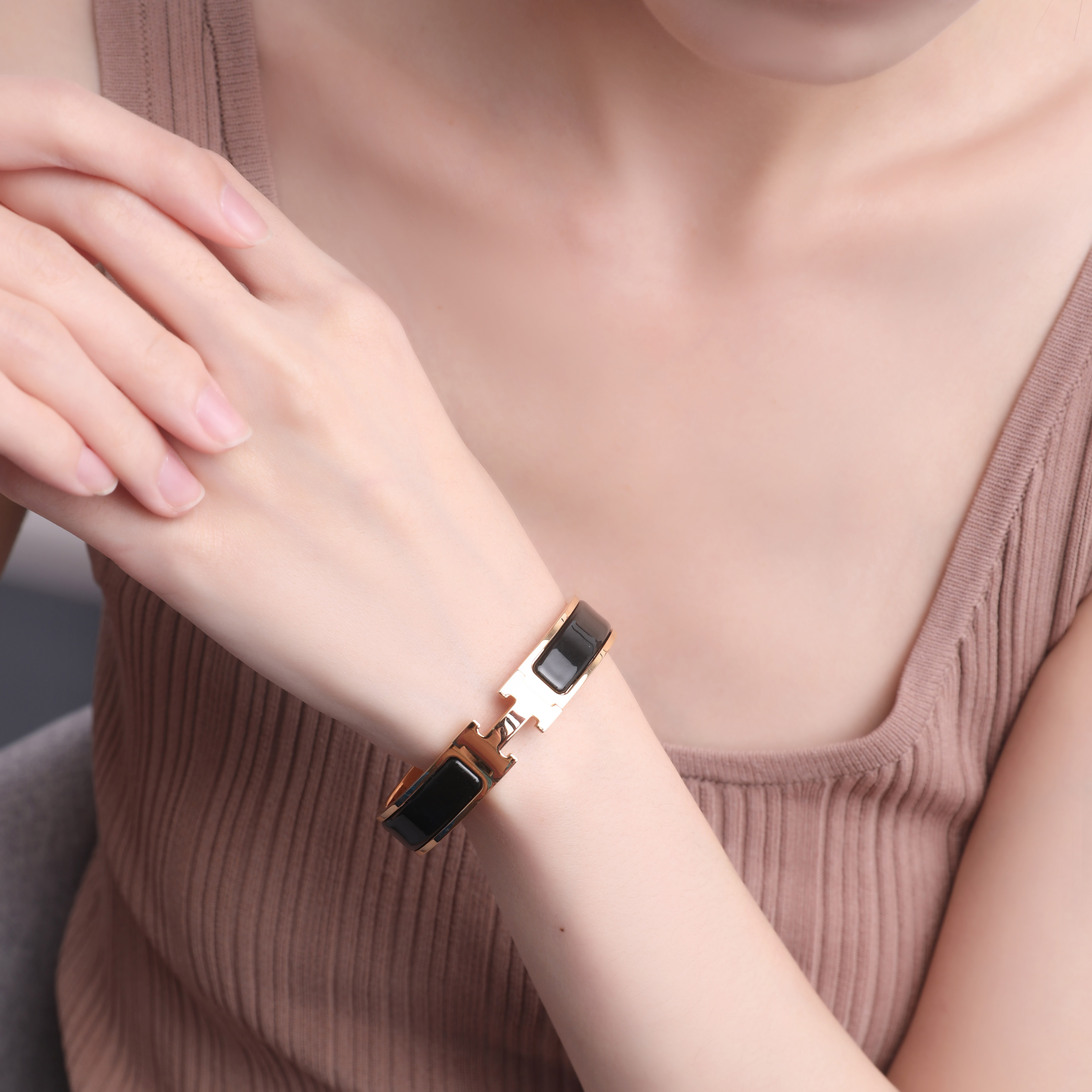 HERMES Clic H Bracelet Pm Rose Gold-tone - POIZON