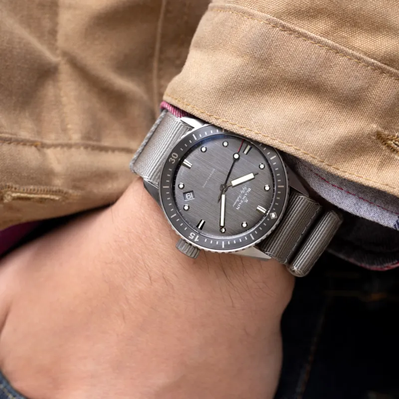 BLANCPAIN FIFTY FATHOMS Automatic Mechanical Movement Men's Watch 43mm Gray Dial Titanium Alloy Watch Case-2