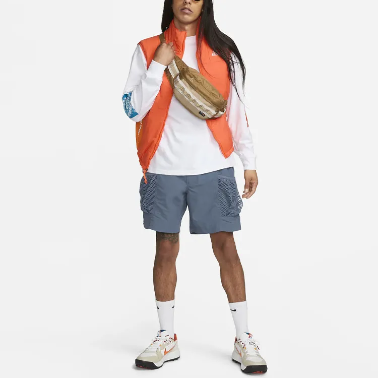 Nike Acg Snowgrass Cargo Shorts-2