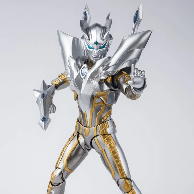 BANDAI Ultraman Zero S.h.figuarts Ultraman Galaxy Fighting Ultimate Saito Shining Type Scale Figures 15cm-2