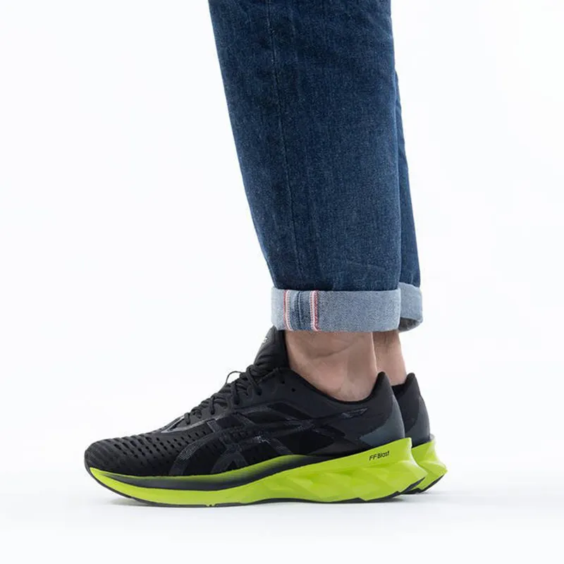 Asics Novablast 'Black Lime Zest'-6
