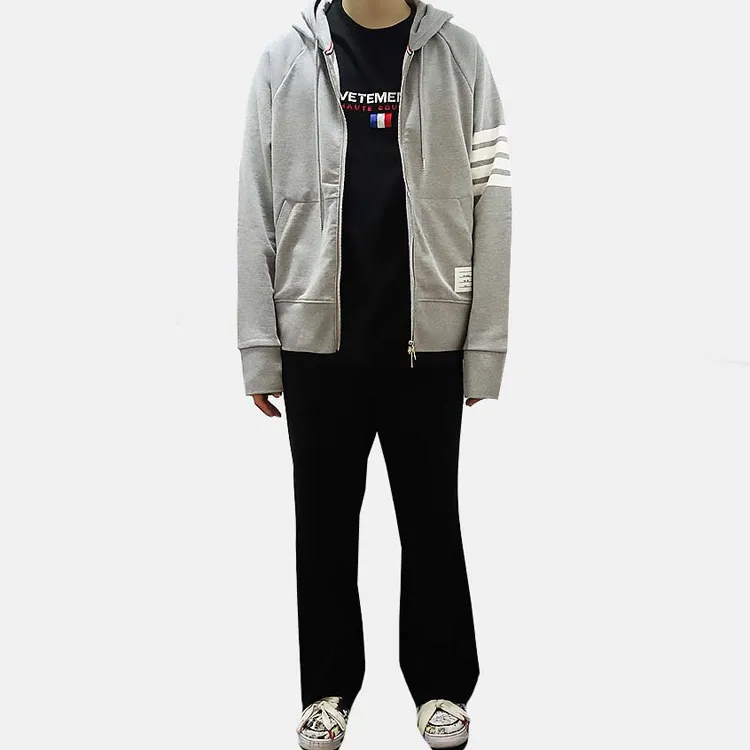 THOM BROWNE 4 Bar Zipped Hoodie-3