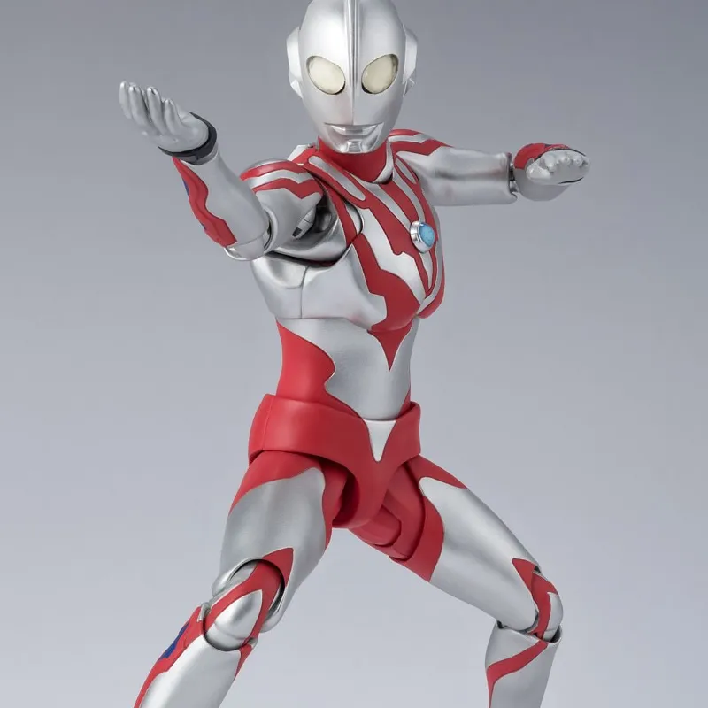 BANDAI Ultraman Characters S.H.Figuarts Ultraman Ginga Destiny Clash Libero Ultraman Scale Figures-1