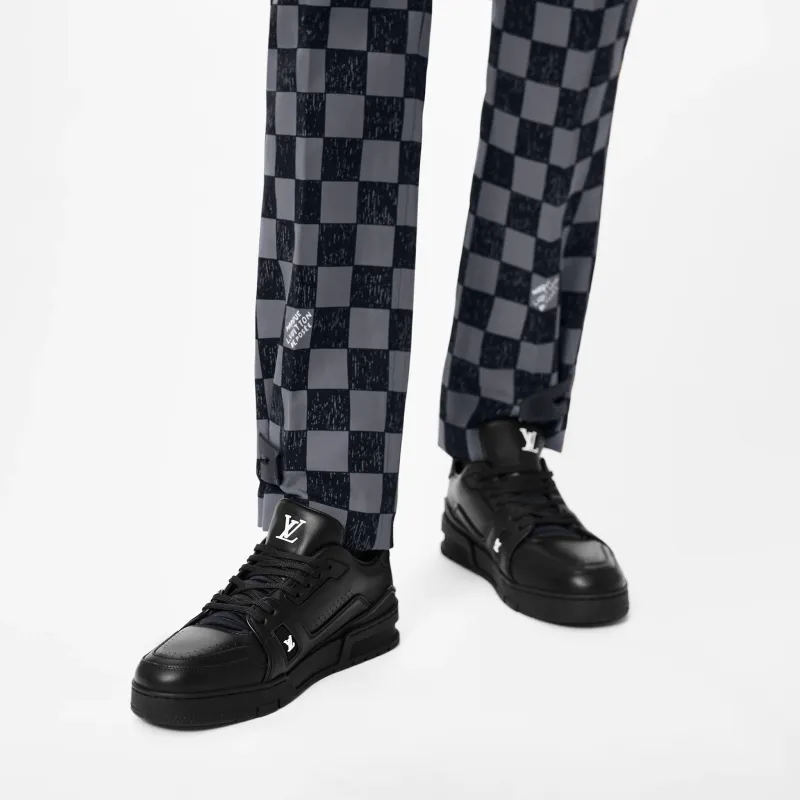 LOUIS VUITTON Lv Trainers 'Black'-4