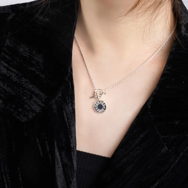 HERMES 2010s Logo pendant Necklace-3