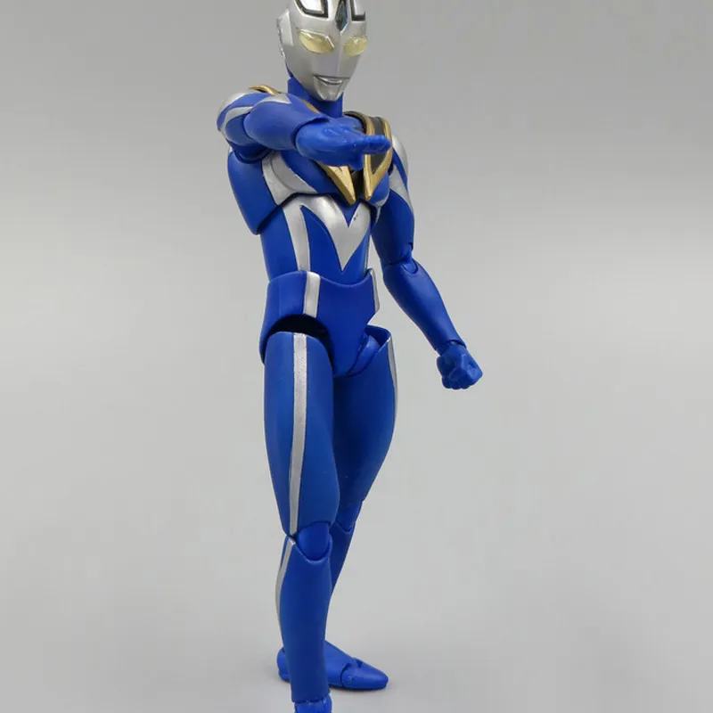 BANDAI Ultraman Gaia Ultra Act Agul Ultraman V2 16cm Action Figures-1