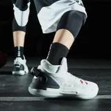 LiNing YuShuai 13 Anti-Slip And Wear-Resistant Lightweight Mid-Top Light Foam Basketball Shoes White