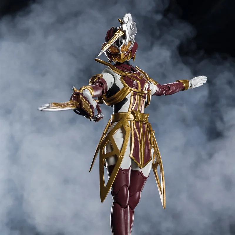 BANDAI Kamen Rider Saber Holy Blade Bandai SHF Kamen Rider Saber Sabela Sabre Action Figures 14cm-4