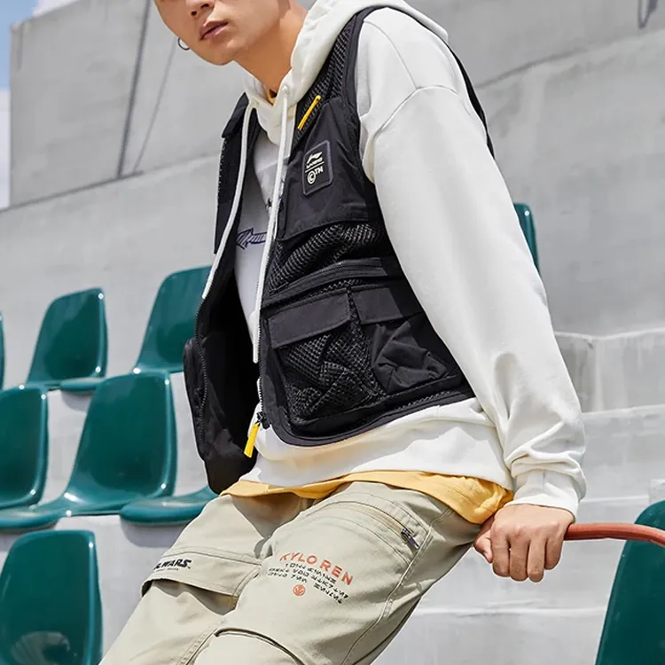 LiNing x Chinatown Market Sports Fashion Collection Vest Men's Black-2