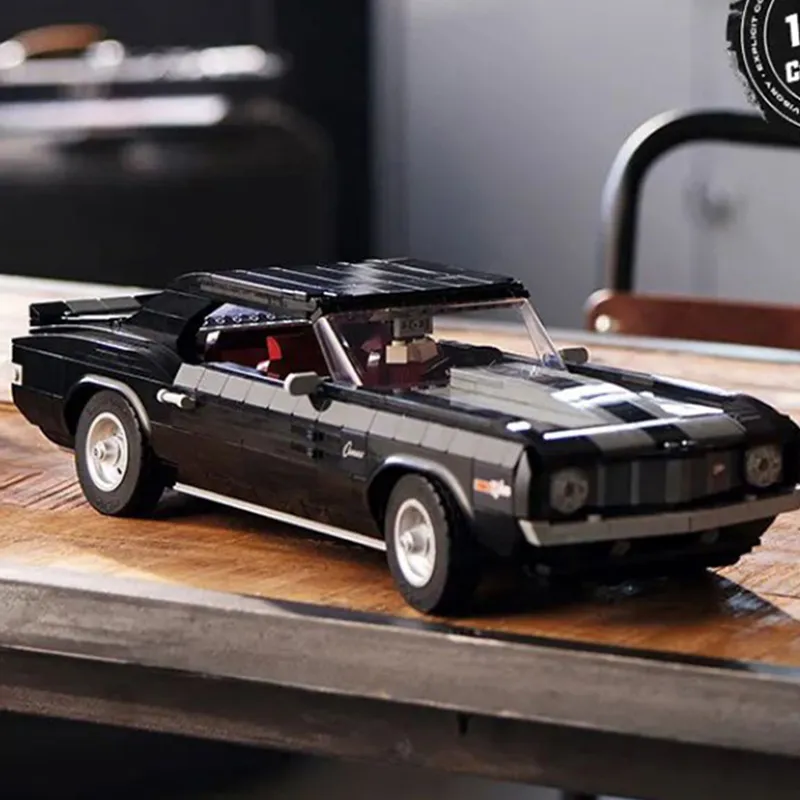 LEGO Chevrolet Camaro Z28 Building Blocks 10304-1