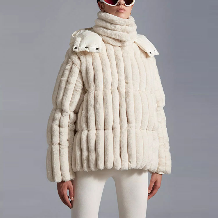 Moncler Down Jackets Women's White - POIZON