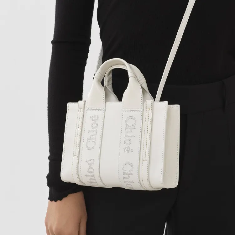 Chloe Woody Smooth Calf Leather Tote Bag, Shopping Bag, Shoulder Bag, Crossbody Bag, Handbag Mini Women's White-4