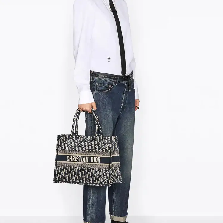 DIOR BookTote Embroidery Tote Bag, Shopping Bag, Handbag Medium Size Women's White/Black-5
