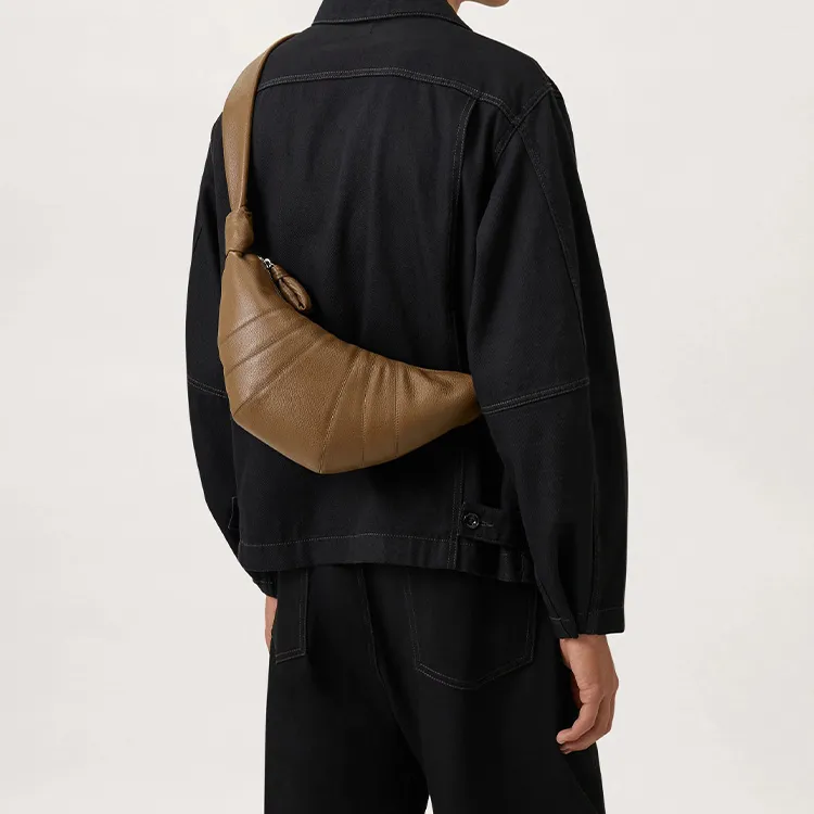 Lemaire Croissant Series Cow Leather Croissant Bag, Shoulder Bag, Crossbody Bag Trumpets Unisex Brown-4