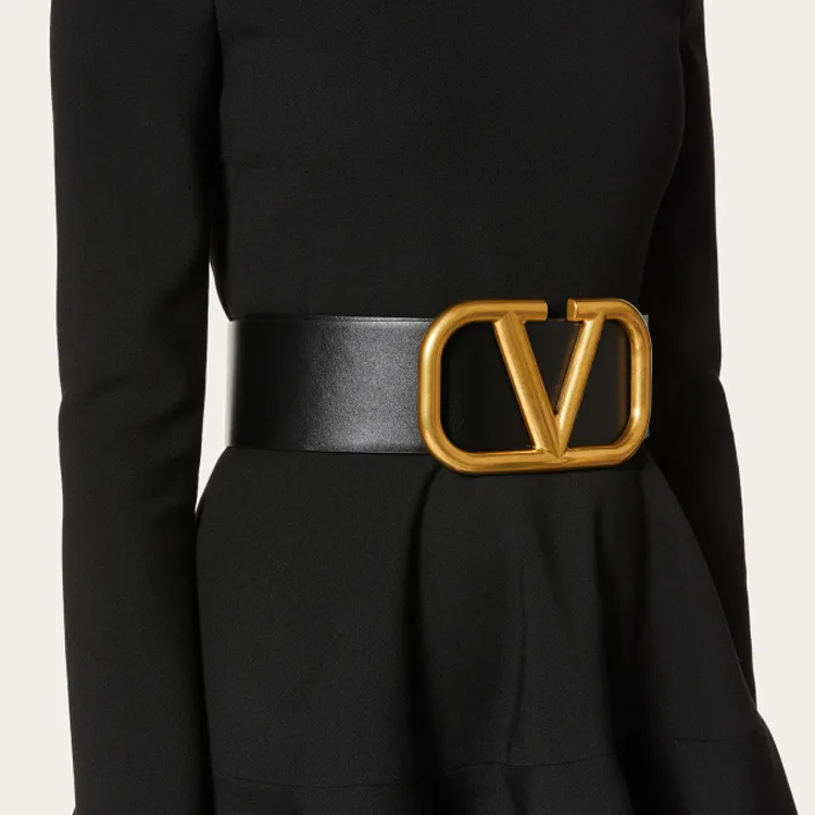 Valentino Logo Emblem Double Sided Smooth Buckle Leather Belts Women's Black Width 7cm-1