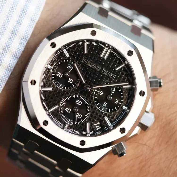 AUDEMARS PIGUET 2023 Pre owned Royal Oak 41mm-2